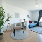 Fullhouse - - M34 - 3 Beds - Nespresso