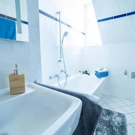 Fullhouse - - M34 - 3 Beds - Nespresso Apartment *