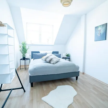 Fullhouse - - M34 - 3 Beds - Nespresso